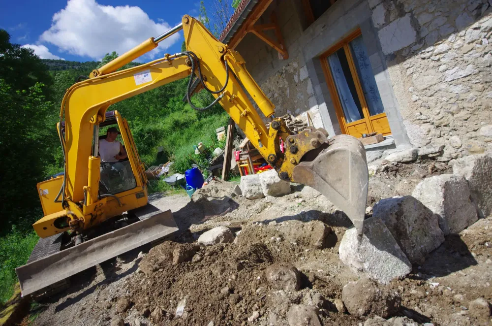 Travaux de terrassement à Lasse